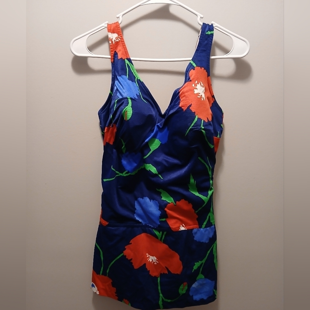 Roxanne Womens Size 18/40D One Piece Skirt  Swim Suit - Picture 2 of 6